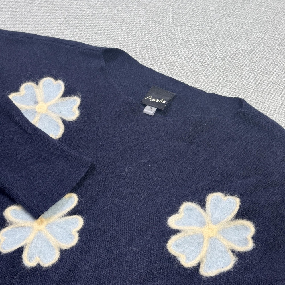 Aaeda Sweater Womens Small Navy Blue Pullover Crew Neck Floral Long Sleeve
